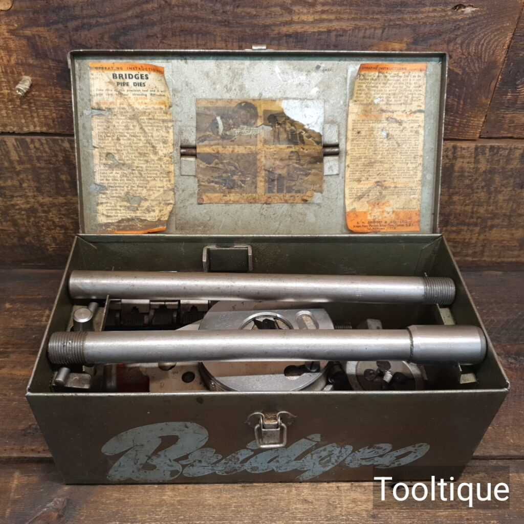 Vintage S. N. Bridges No: 7 Complete Set of Pipe Dies In Original Metal Case