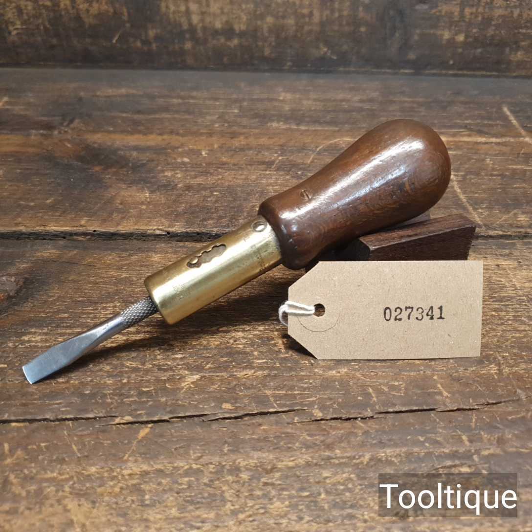 Vintage Moore & Wright Dumpy Flat End Ratchet Screwdriver Good