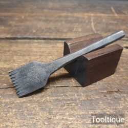 Vintage Saddlers Leatherworking Straight Pinking Iron - Good Condition