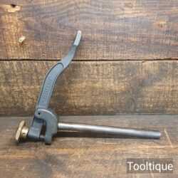 Veritas of Canada Holdfast Surface Clamp - Good Condition