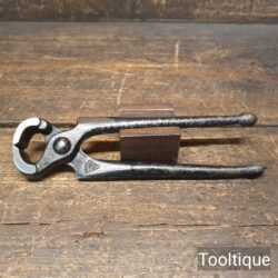 Vintage Pair of Upholsterers Cast Steel Nippers - Good Condition