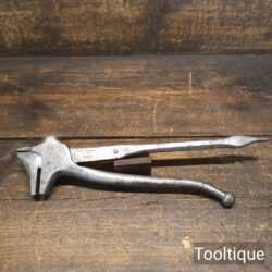Rare Antique c1890 W&C Wynn & Co. Patent NG.19 Parallel Grip 12 ½” Wrench