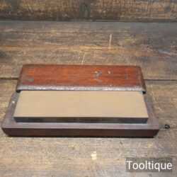 Vintage Fine Grade India Sharpening Stone Fitted Into Mahogany Box