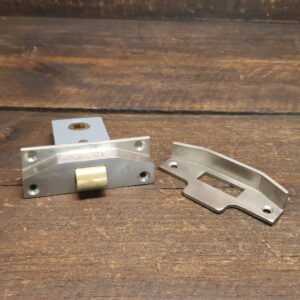 Vintage Quality Mortice Latch Rebate Pat No: 916182