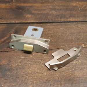 Vintage Quality Mortice Latch Rebate Pat No: 916182 Vintage Quality Mortice Latch Rebate Pat No: 916182