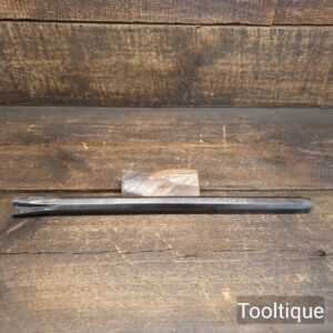Vintage Railwayana Great Eastern Railway 16” Stone Masons Cross Head Chisel Vintage Railwayana Great Eastern Railway 16” Stone Masons Cross Head Chisel