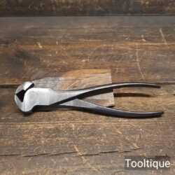 Vintage Pair Of Cast Steel End Cutters That Have Seen Little Use