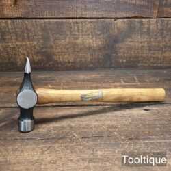  Vintage Stanley England Joiners 8oz Cross Pein Hammer - Good Condition