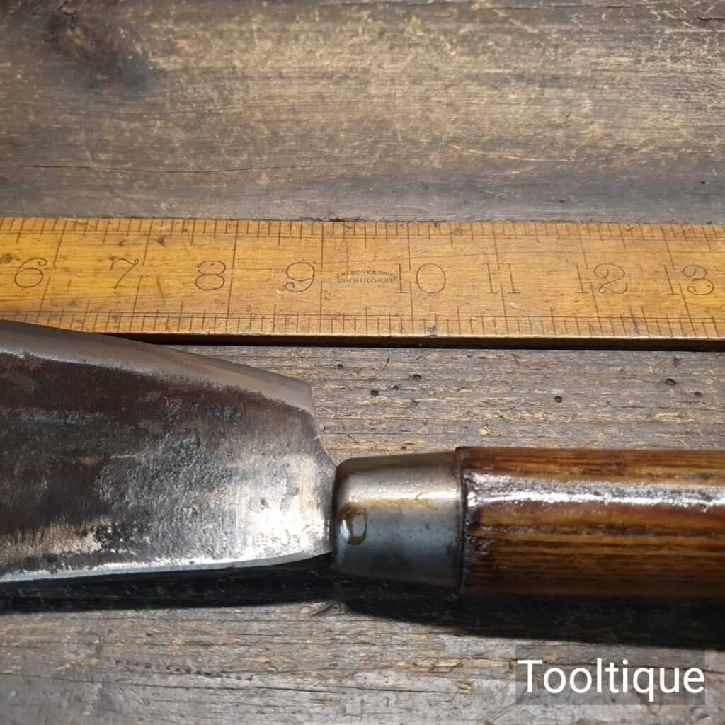 A Good Vintage Kent Type Axe - Staniforth Severquick | Old Tools for
