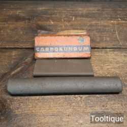 2 No: Vintage Carborundum Fine & Course Grade Slip Stones - Good Condition