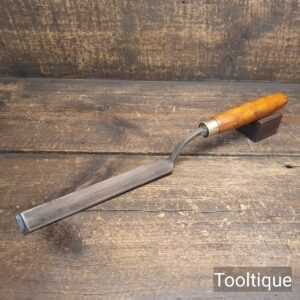 Vintage C.F Johnson Patternmakers 1 1/8” Cranked Incannel Gouge Paring Chisel Vintage C.F Johnson Patternmakers 1 1/8” Cranked Incannel Gouge Paring Chisel
