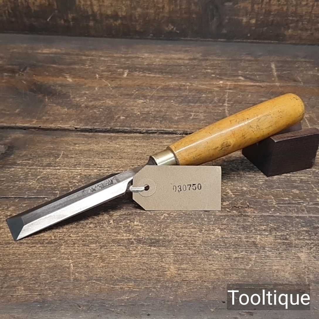 Vintage 1” Tyzack & Son Cast Steel Bevelled Edge Chisel - Fully Refurbished - Image 11