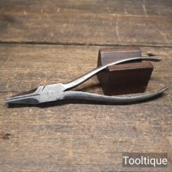 Vintage W & G Wynn Box Jointed Flat-Nosed Pliers - Good Condition