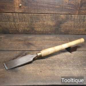 Vintage Sheffield 1 ¾” Wide Woodturning Skew Flat Chisel - Good Condition Vintage Sheffield 1 ¾” Wide Woodturning Skew Flat Chisel - Good Condition