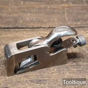 Vintage Record No: 077A Adjustable Throat Bullnose Plane - Fully Refurbished