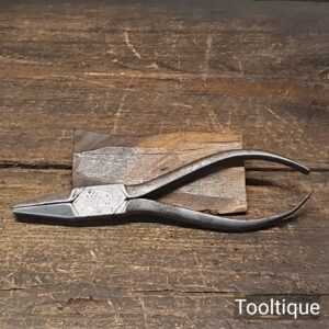 Vintage 7 ½” Pair of Flat Nosed Pliers - Good Condition