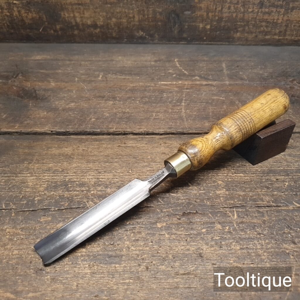 Vintage Thomas Riley Sheffield ¾” Forged Steel Carpenters Gouge Chisel - Refurbished