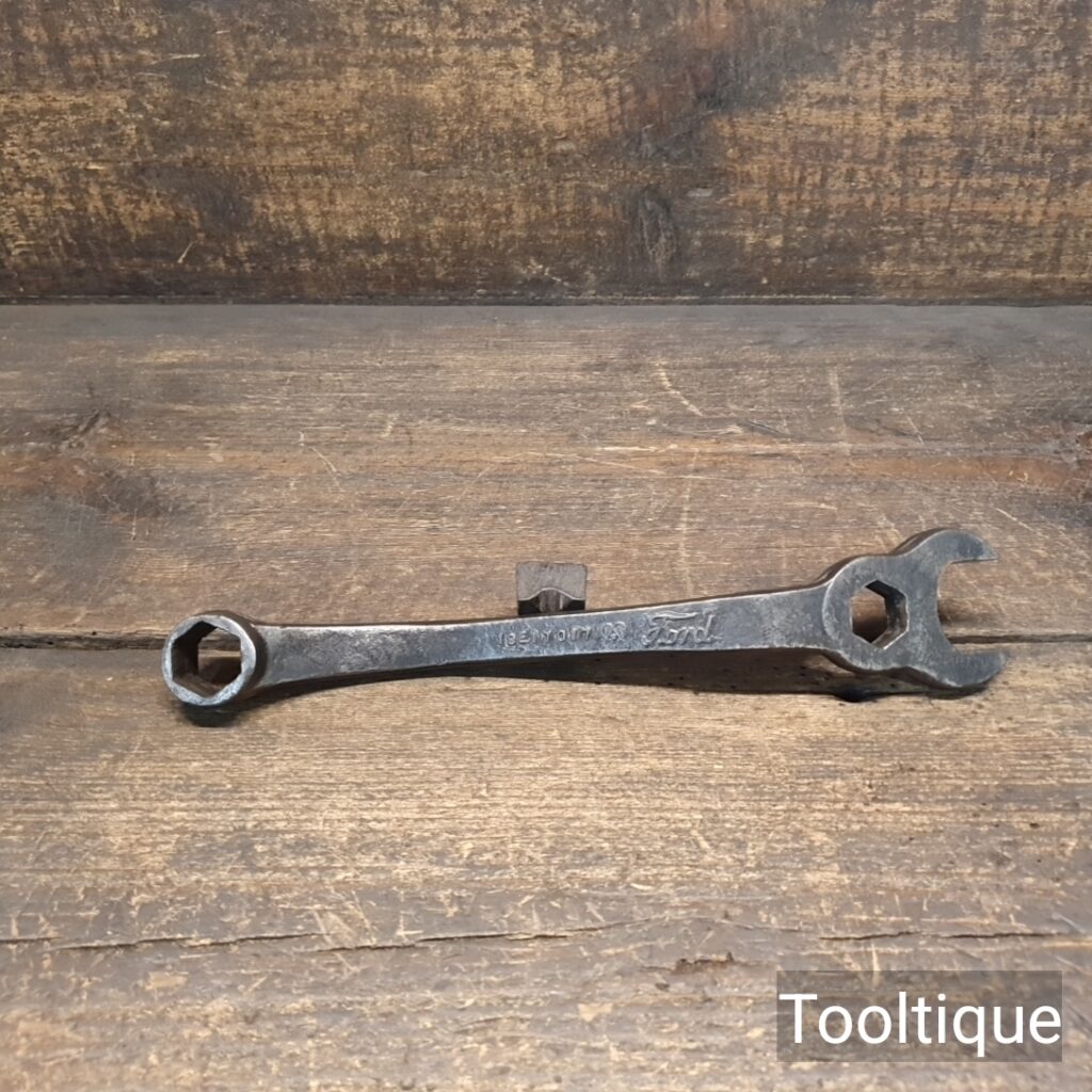 Antique Ford Model T Spark Plug or Head Wrench 19E-17017 - Good Condition