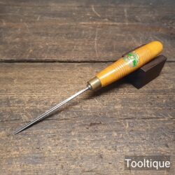 Vintage 1/16” Henry Taylor Acorn No: 11 Veiner Gouge Chisel - Refurbished