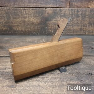 Crisp Vintage No: 18 Round or Hollowing Beechwood Moulding Plane