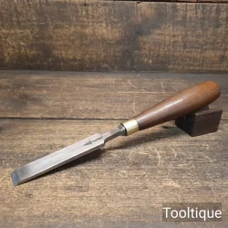 Vintage 7/8” Hearnshaw Bros Carpenters Firmer Chisel - Refurbished
