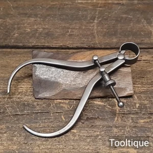 Vintage 6” Moore & Wright Silver Steel Outside Callipers - Refurbished Vintage 6” Moore & Wright Silver Steel Outside Callipers - Refurbished