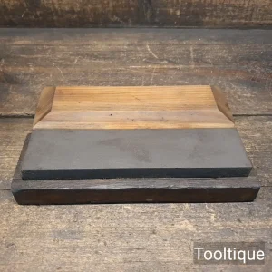 Vintage 8”x 2” Medium Grit Carborundum Oil Stone in Box - Lapped Flat Vintage 8”x 2” Medium Grit Carborundum Oil Stone in Box - Lapped Flat