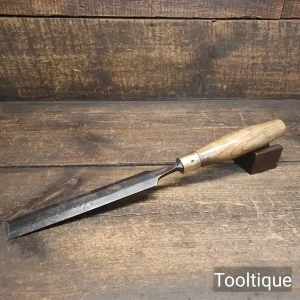 Vintage Thomas Turner Slimline Long Series Bevel Edge Paring Chisel - Refurbished Vintage Thomas Turner Slimline Long Series Bevel Edge Paring Chisel - Refurbished