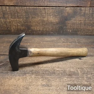 Vintage 12oz Farriers Claw Hammer Ash Handle - Refurbished Ready To Use Vintage 12oz Farriers Claw Hammer Ash Handle - Refurbished Ready To Use