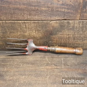 Vintage Gardeners Hand Folk Ornate Shaped Beechwood Handle - Refurbished Vintage Gardeners Hand Folk Ornate Shaped Beechwood Handle - Refurbished