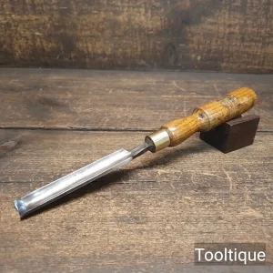 Vintage Marples & Sons Carpenters 3/4” Incannel Gouge Chisel - Sharpened Vintage Marples & Sons Carpenters 3/4” Incannel Gouge Chisel - Sharpened