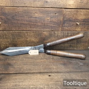 Vintage Burgon & Ball Cast Steel High Carbon Garden Hedging Shears - Refurbished Vintage Burgon & Ball Cast Steel High Carbon Garden Hedging Shears - Refurbished