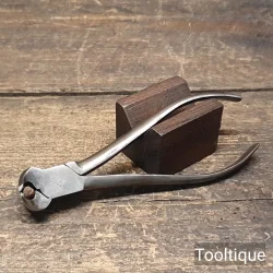 Vintage 5.5” Pair of End Cutting Pliers for Wire - Good Condition