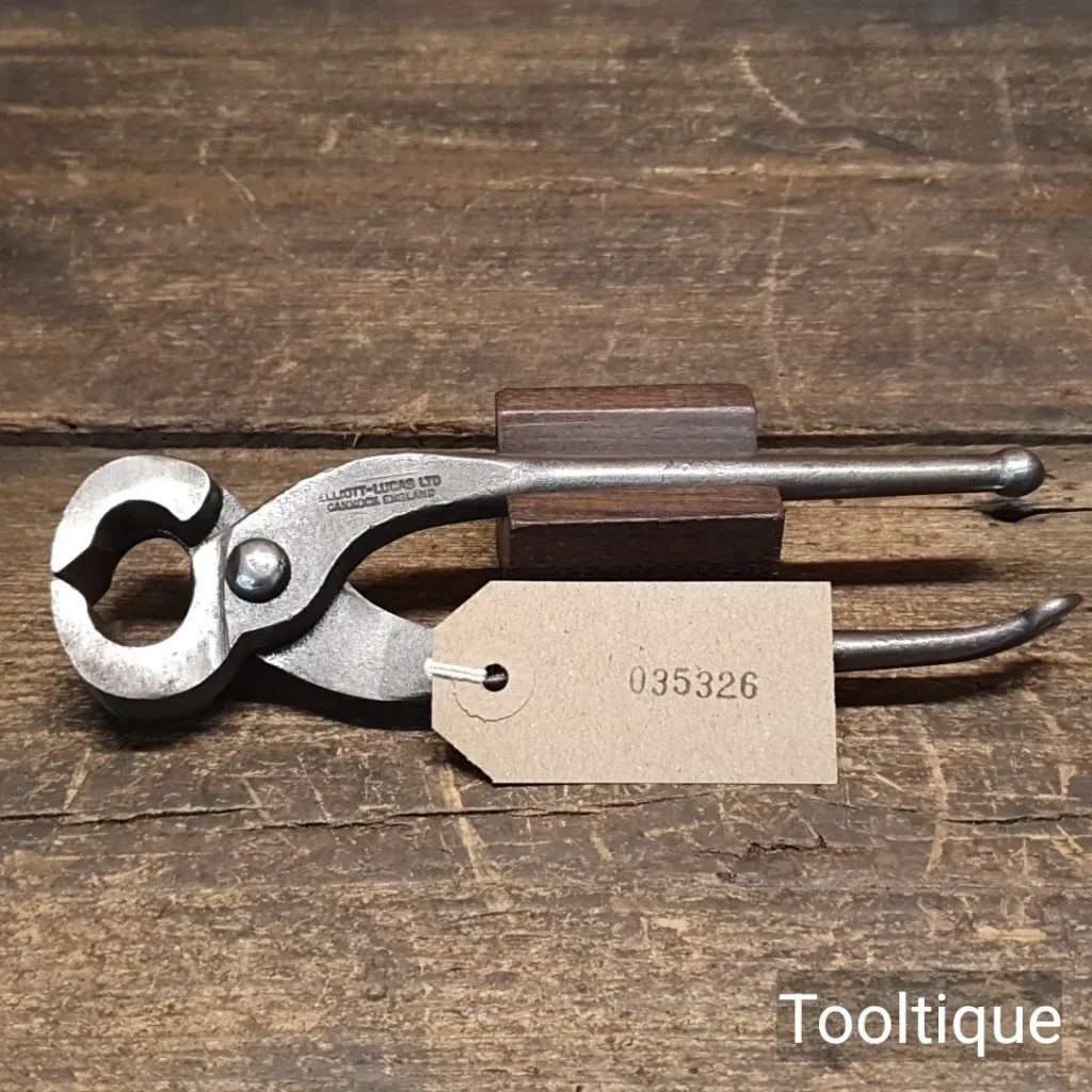 Vintage 7” Elliot Lucus Upholstery Pincer Pliers - Good Condition