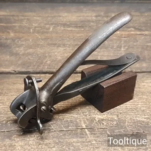 Antique Henry Disston & Sons USA Saw Tooth Setting Pliers - Good Condition Antique Henry Disston & Sons USA Saw Tooth Setting Pliers - Good Condition