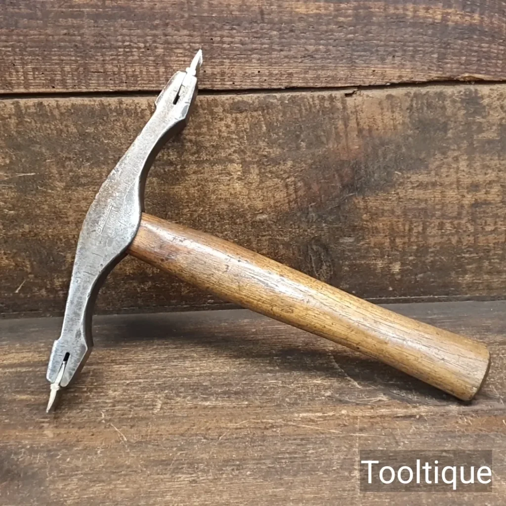 Vintage William Hunt (Brades) No: 178 Double Scrutch Hammer - Good Condition