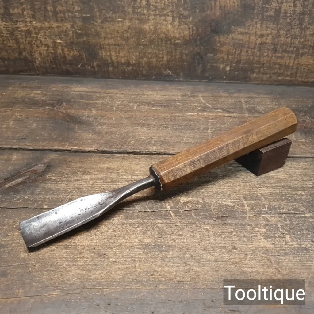 Large Antique 1 ¼” Woodcarving Gouge Chisel - Refurbished Ready To Use