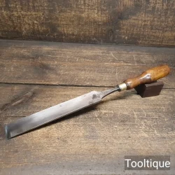 Antique Ward & Payne 1 ¼” Patternmakers Long Series Incannel Gouge Chisel