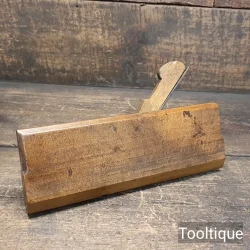 Vintage No: 9 Carpenters Round or Hollowing Beechwood Moulding Plane