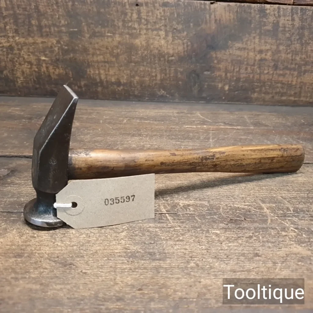 Vintage Cobblers No: 3 Hammer Ashwood Handle - Refurbished