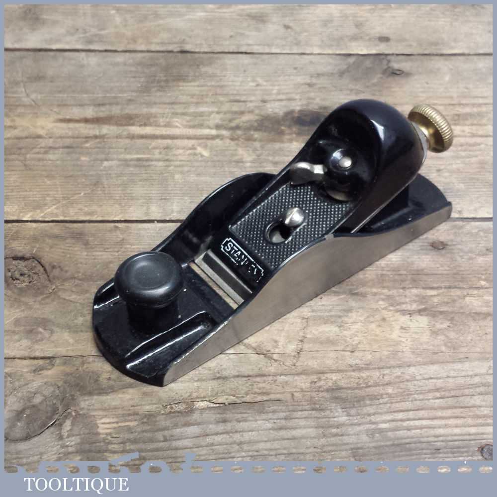 Good Stanley No: 220 Block Plane – Good Condition