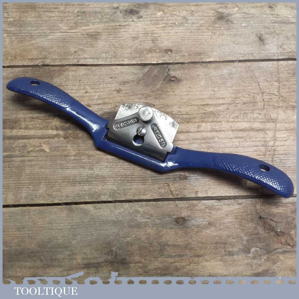 Good Vintage Record No 051 Curved Bottom Spokeshave
