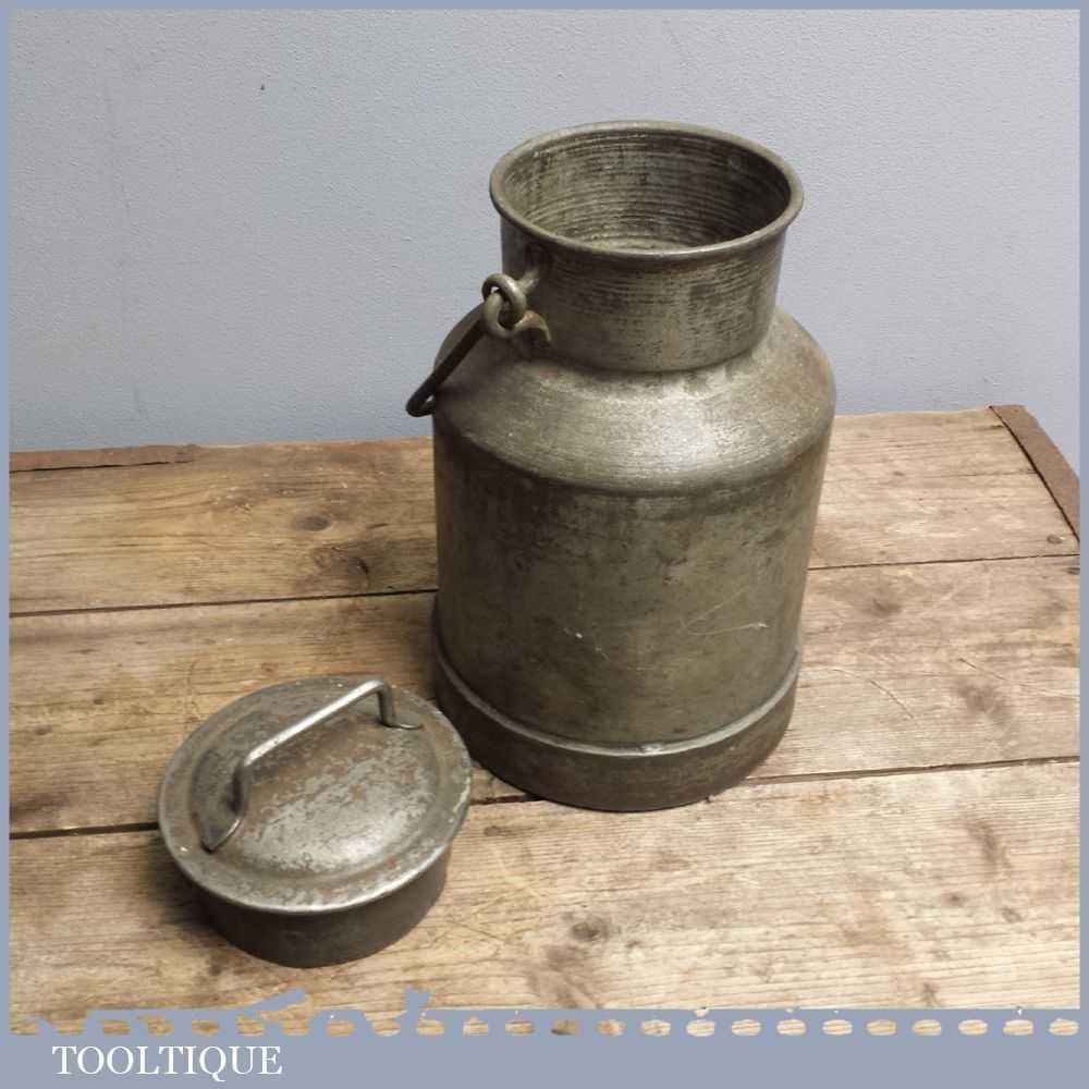 Rare Vintage 1 Gallon Steel Milk or Cream Churn in Good Condition