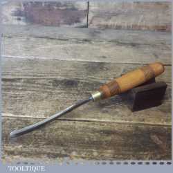 Vintage No: 4 S J Addis 3/8” Curved Wood Carving “V” Parting Chisel