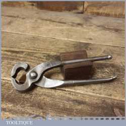 Vintage Elvicta 7” Upholstery Cast Steel Pincers - Good Condition