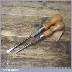 2 No: Vintage Cabinet Makers Beech Handled Screwdrivers - Fully Refurbished