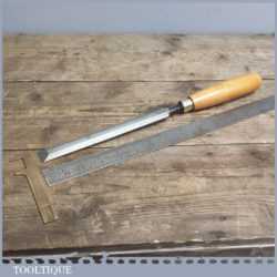 Vintage 7/8" Wide Bevel Edge Paring Chisel By MARPLES & SONS