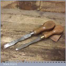 2 No: Vintage Carpenters Beech Handled Screwdrivers - Fully Refurbished