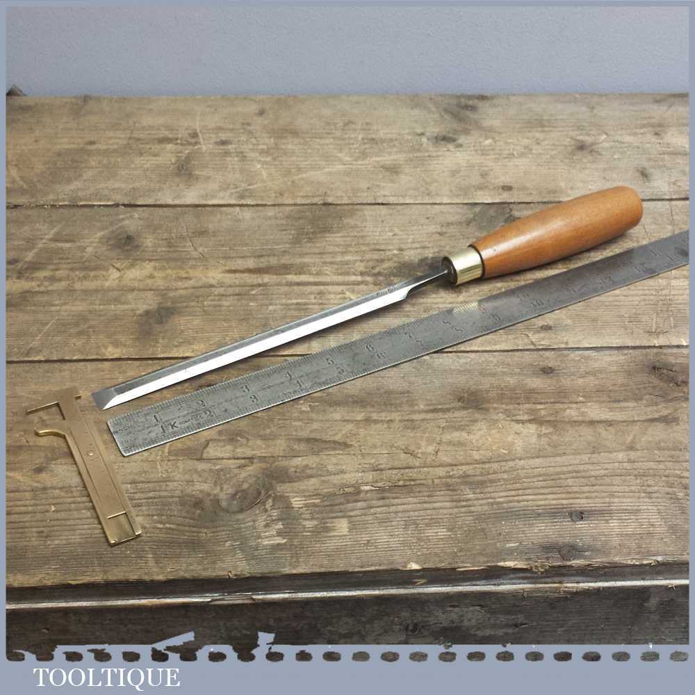 Vintage Forged Steel 5/8" Bevel Edge Paring Chisel by JAMES HOWARTH