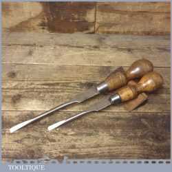 2 No: Vintage Carpenters Beech Handled Screwdrivers - Fully Refurbished